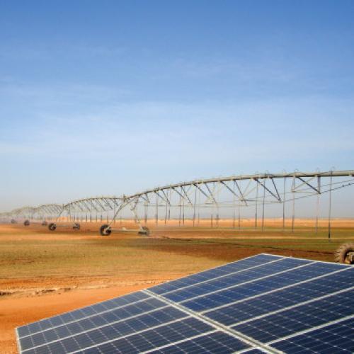 Solar sprinkler irrigation solution for farm irrigation